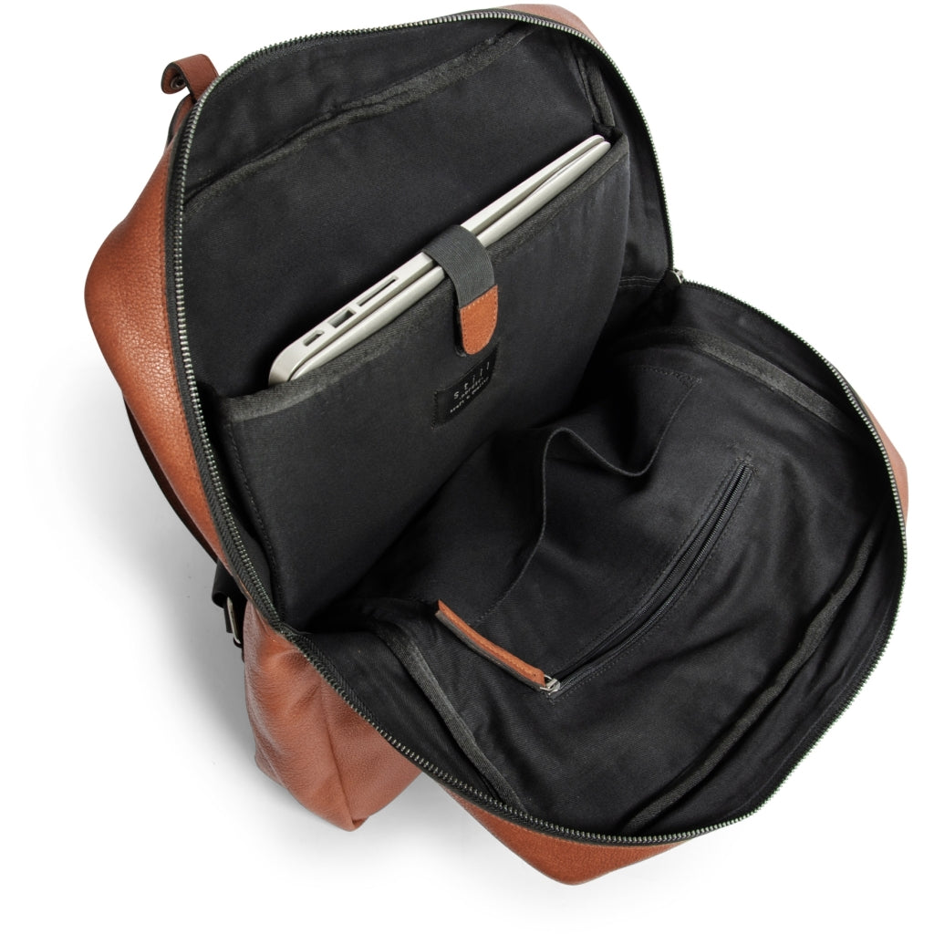 Still Richard Backpack