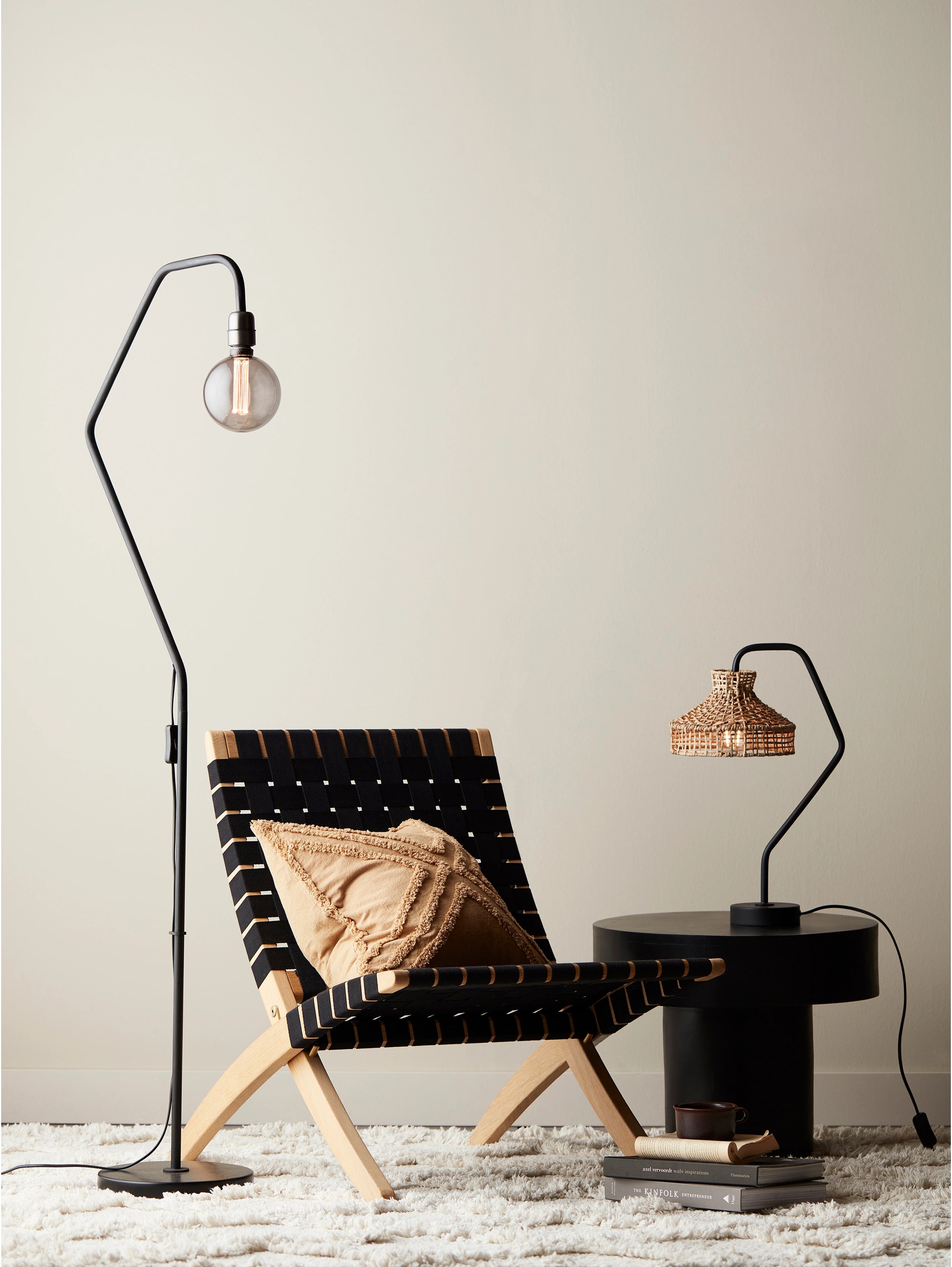 Pr home Loft golvlampa Svart