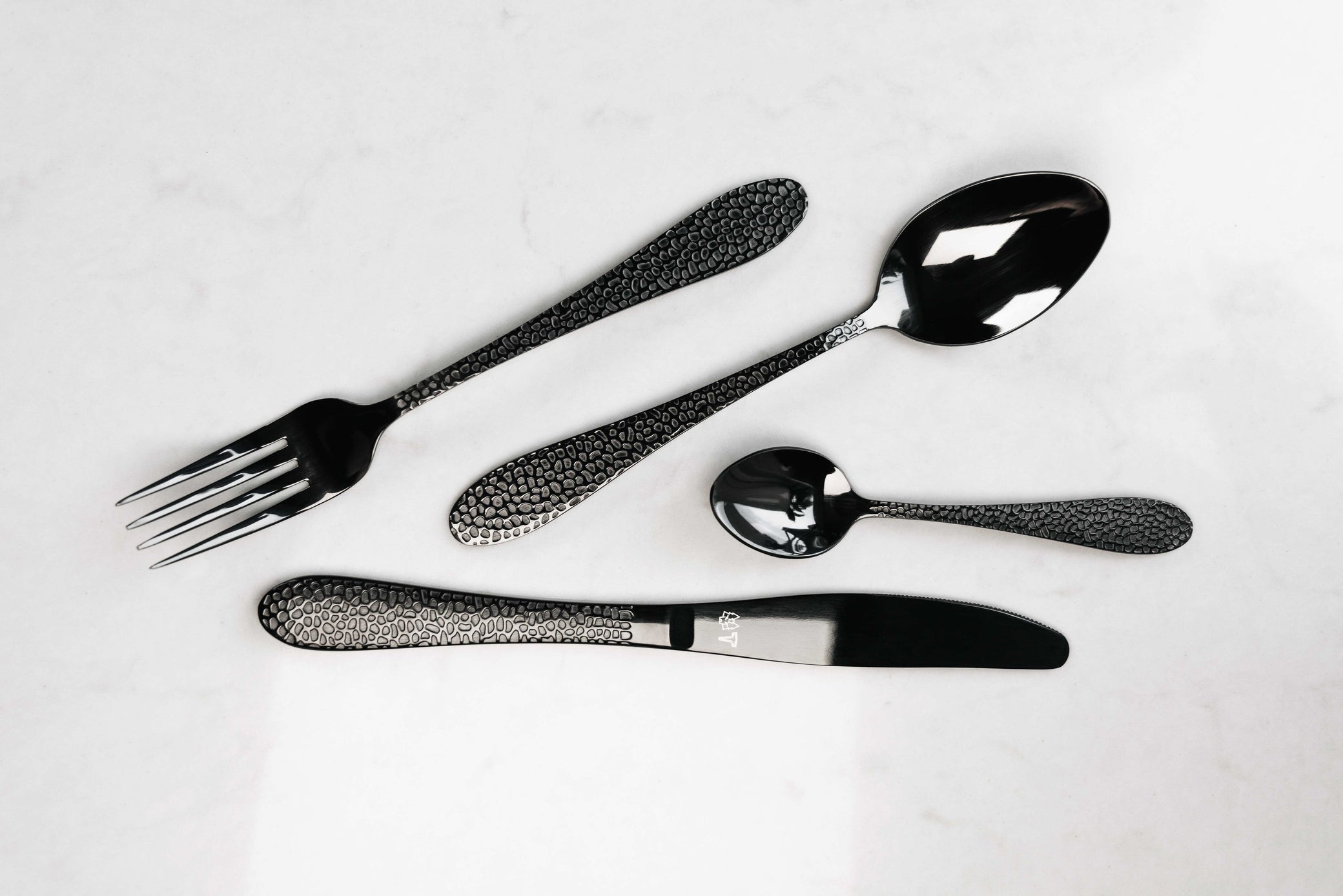 Vargen & thor ONYX - Bestickset, 16 delar, Svart