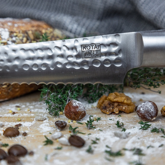 KOTAI   Kökskniv - KOTAI Serrated Bread/Pastry Knife + Presentförpackning