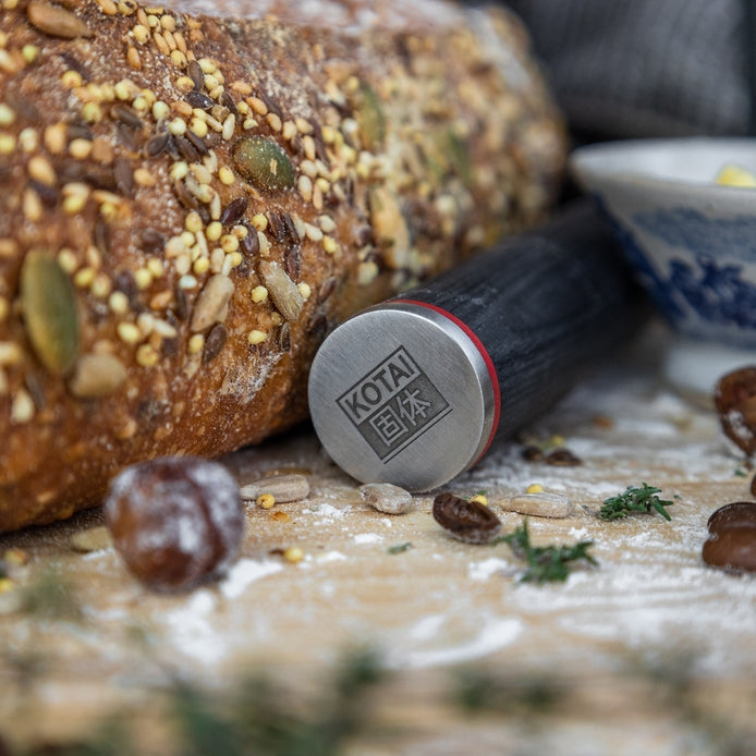 KOTAI   Kökskniv - KOTAI Serrated Bread/Pastry Knife + Presentförpackning