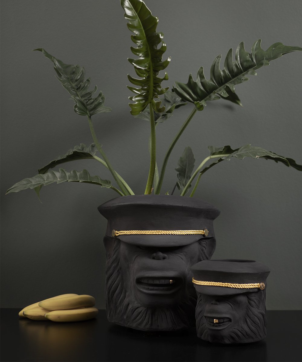 Apkruka 23 cm hög – svart